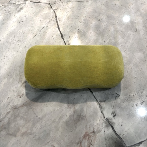 Authentic GUCCI Cat-Eye Sunglasses🖤 - Picture 12 of 12